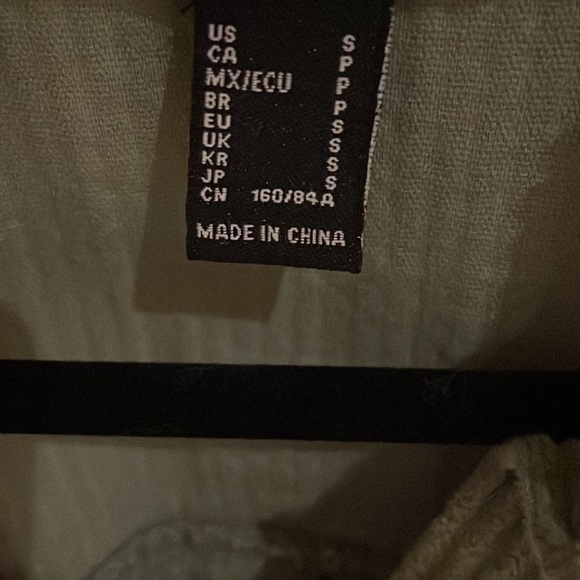 Shacket - Picture 2 of 2